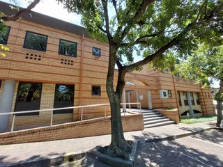 708 sqm Ground Floor Office to Let