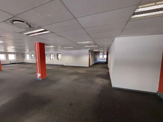 708 sqm Ground Floor Office to Let
