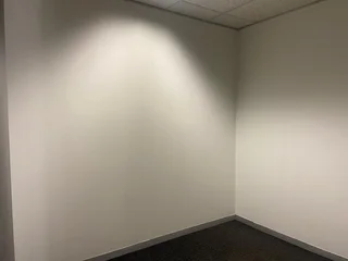 469 sqm Office To Let in Bryanston