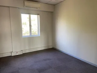 224 sqm Office To Let in Fourways