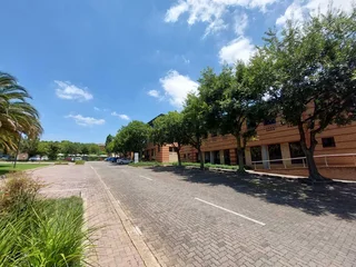 708 sqm Ground Floor Office to Let