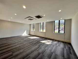 556 sqm Office to Let in Sandton