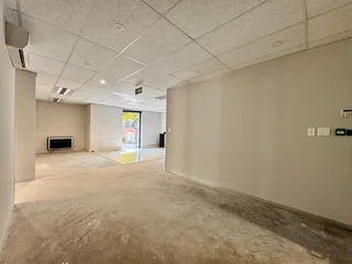 556 sqm Office to Let in Sandton