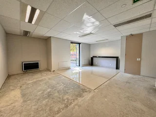 556 sqm Office to Let in Sandton