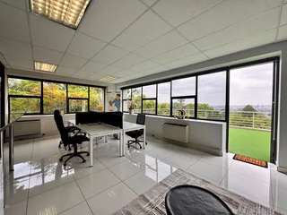160 sqm Office to Let in Sandton