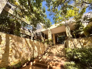 160 sqm Office to Let in Sandton