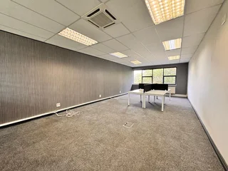 160 sqm Office to Let in Sandton