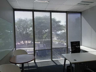 1691m² Office to rent Woodmead