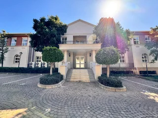 339 sqm Office to Let in Sandton