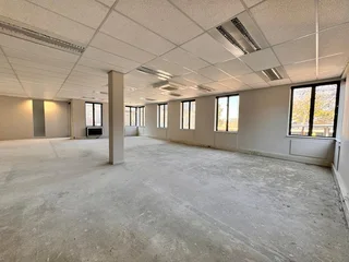 556 sqm Office to Let in Sandton