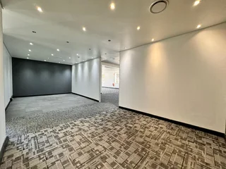 339 sqm Office to Let in Sandton