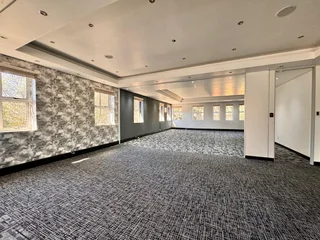 339 sqm Office to Let in Sandton