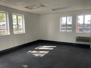 1224 sqm Office To Let in Bryanston