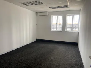 1224 sqm Office To Let in Bryanston