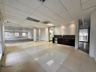 322 sqm Office to Let in Sandton