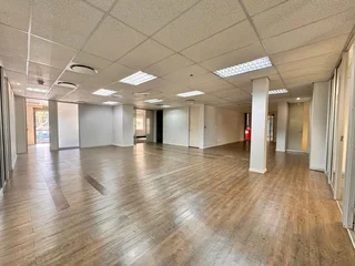 312 sqm Office to Let in Sandton