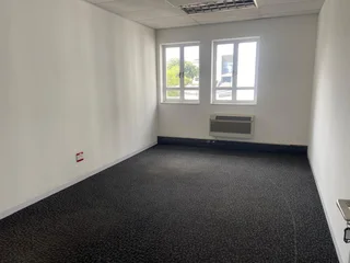 1224 sqm Office To Let in Bryanston