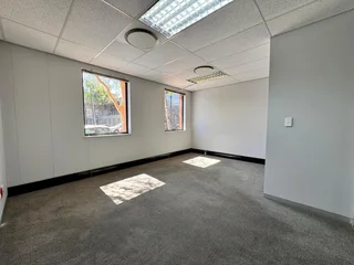312 sqm Office to Let in Sandton