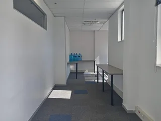 330 sqm Office To Rent, Rivonia