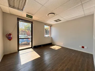 312 sqm Office to Let in Sandton