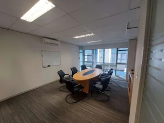 376 sqm Office to Let in Bedfordview