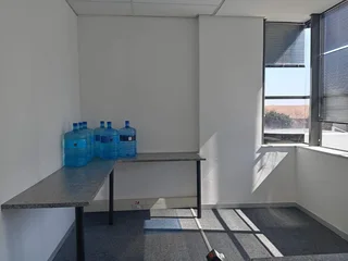 330 sqm Office To Rent, Rivonia