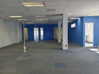 330 sqm Office To Rent, Rivonia