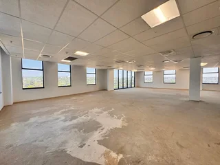 278 sqm Office to Let in Sandton