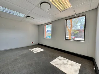 312 sqm Office to Let in Sandton