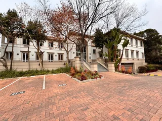 322 sqm Office to Let in Sandton