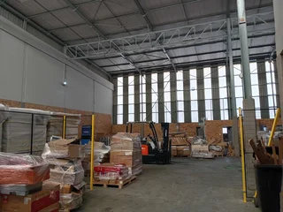 677m² Warehouse to rent, Linbro Park