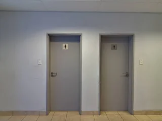 677m² Warehouse to rent, Linbro Park