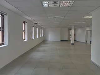 220m² Office to rent Rivonia
