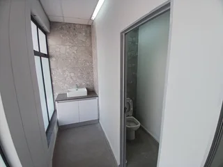 282 sqm Office to Let in Melrose Arch