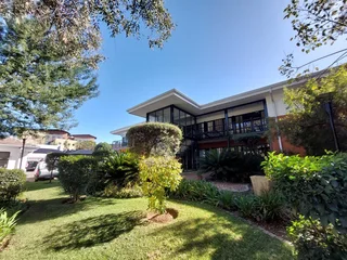 247 sqm Office To Let in Bedfordview