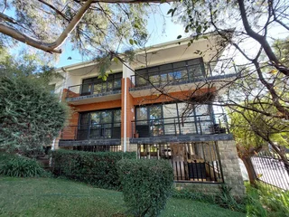 247 sqm Office To Let in Bedfordview