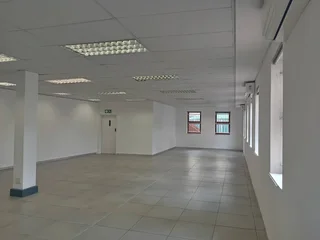 220m² Office to rent Rivonia