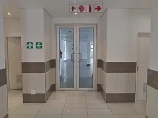 220m² Office to rent Rivonia