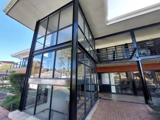 247 sqm Office To Let in Bedfordview