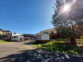 247 sqm Office To Let in Bedfordview