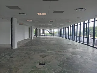 520m2 Office to rent Woodmead