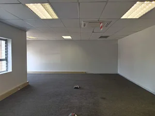 554m² Office to let Sunninghill