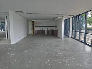 520m2 Office to rent Woodmead