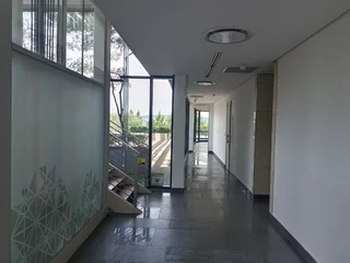 520m2 Office to rent Woodmead