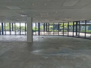 520m2 Office to rent Woodmead