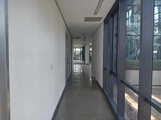 520m2 Office to rent Woodmead
