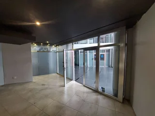 178 sqm Office to Let in Bedfordview