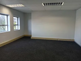 554m² Office to let Sunninghill