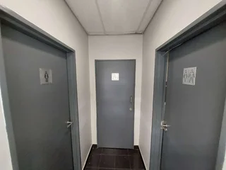 247 sqm Office To Let in Bedfordview