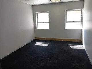 554m² Office to let Sunninghill